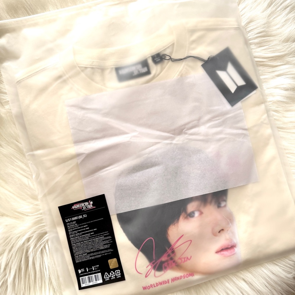 🆕 #RUNSEOKJIN_epTOUR Jin’s Face Worldwide Handsome Beige T-shirt